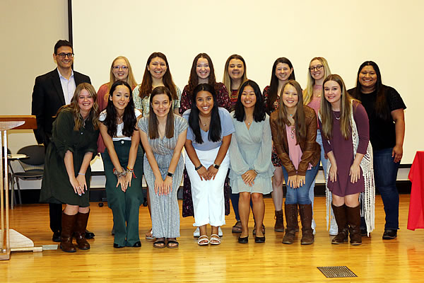 BERRY CELEBRATES HISPANIC HONOR SOCIETY INDUCTEES