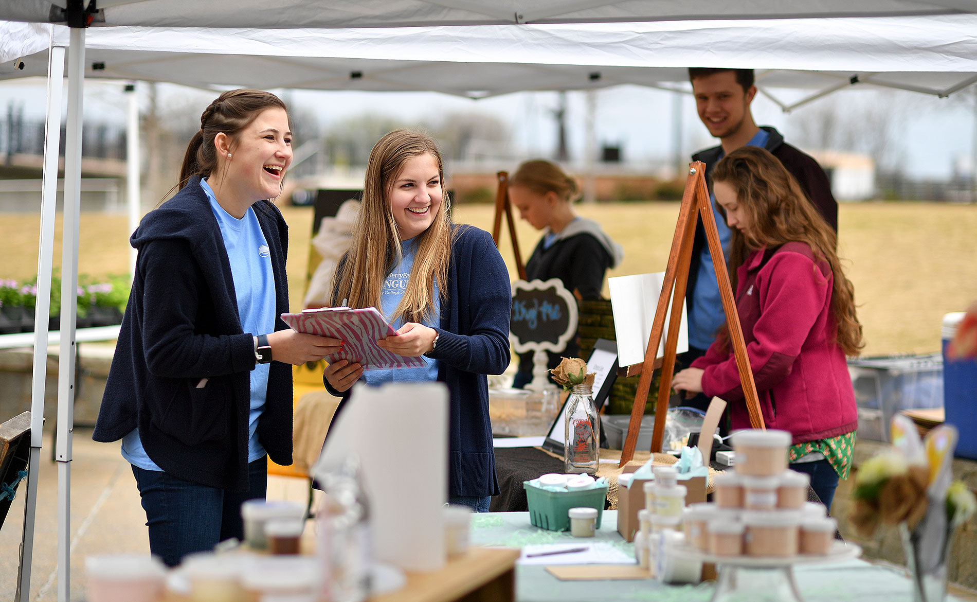 Students selling at the fall market