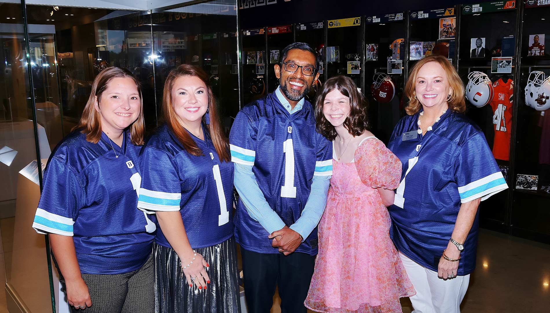 IPSE student Ellie Rapp, second from right, standing with representatives of the Daughters of the American Revolution, Berry President Sandeep Mazumder and Vice President of Advancement Laura Croft.