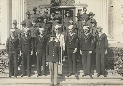 a gathering of Berry servicemen after World War I