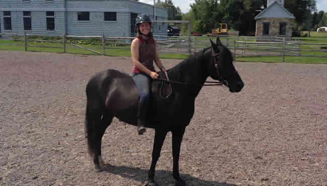 Elizabeth Anthony and horse